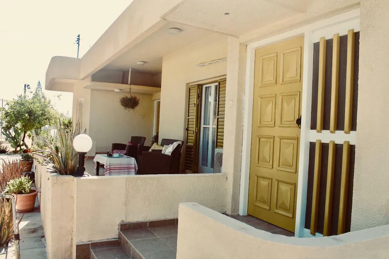 Tatil Evi Ithaca Villa Larnaca